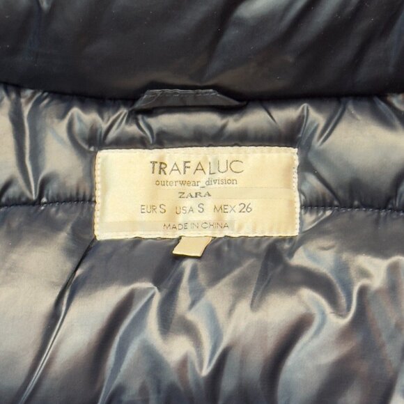 Zara Trafaluc Womens Blue Hooded Puffer Vest Snap Zip Pockets Insulated Sz Small - Picture 10 of 16